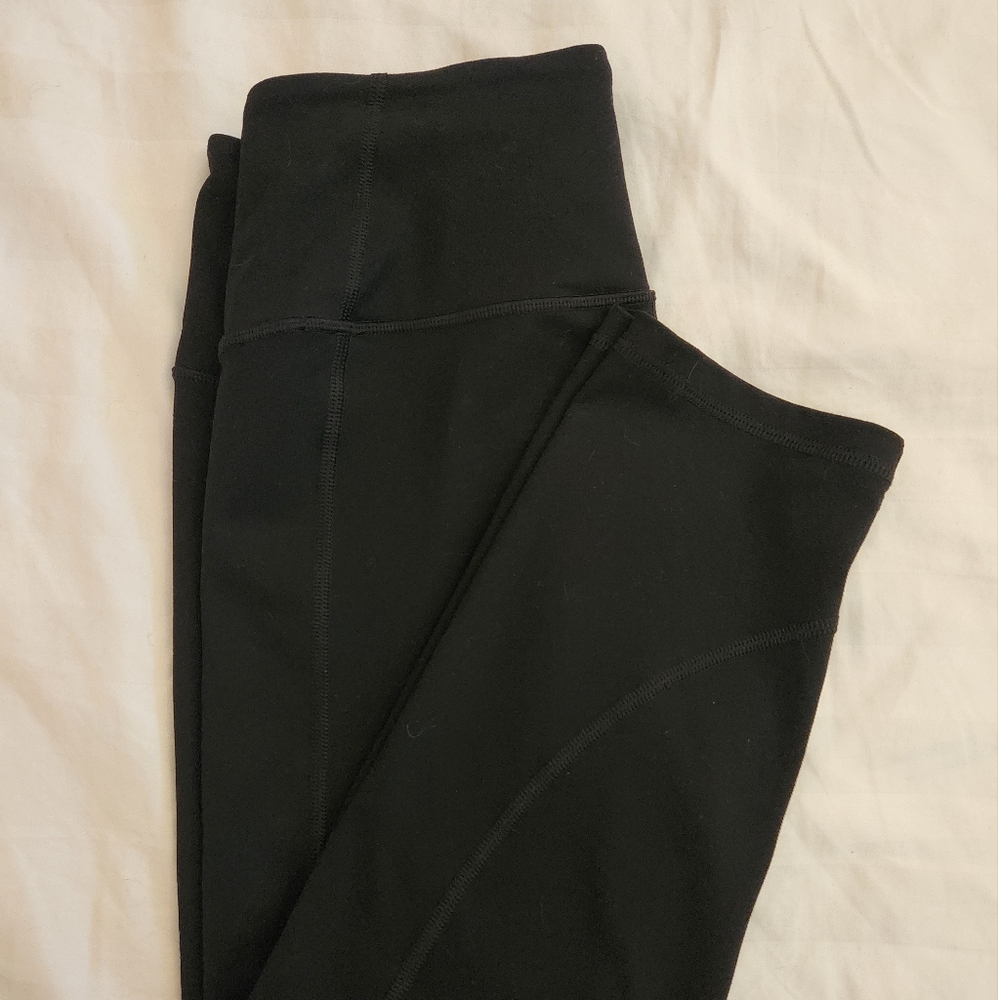 Victoria's secret Medium Capri leggings